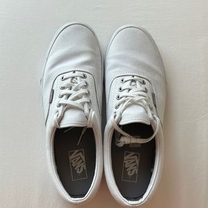 Men’s White Vans